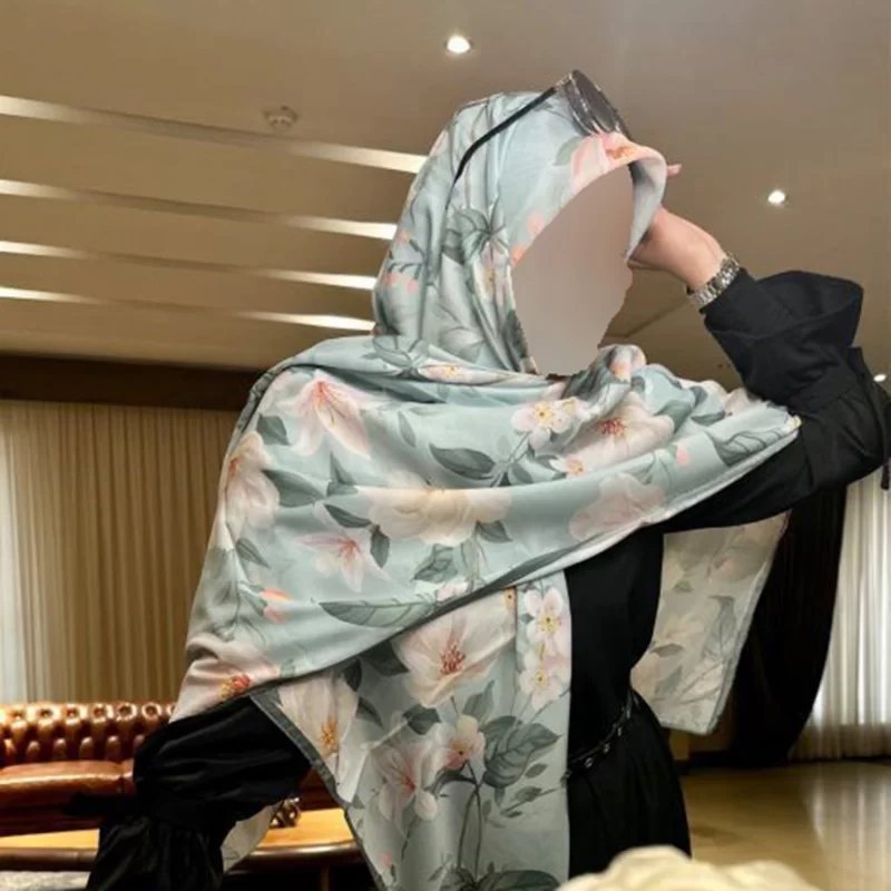 روسری زنانه حریر مدل بهارانه