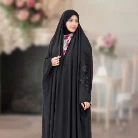 چادر مشکی عربی گلدوزی طرح نیلوفر