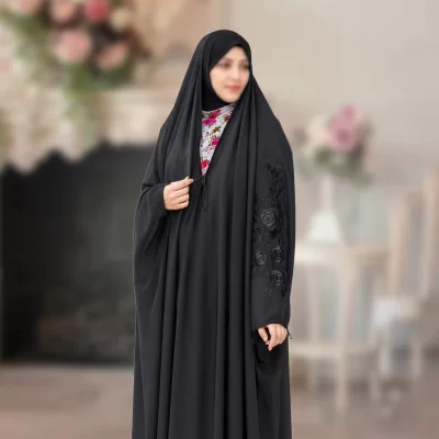 چادر مشکی عربی گلدوزی طرح نیلوفر