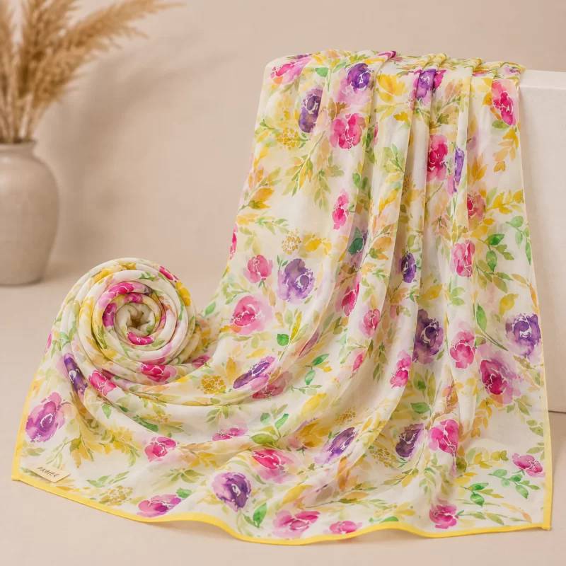 روسری دخترانه حریر مدل ژیلا