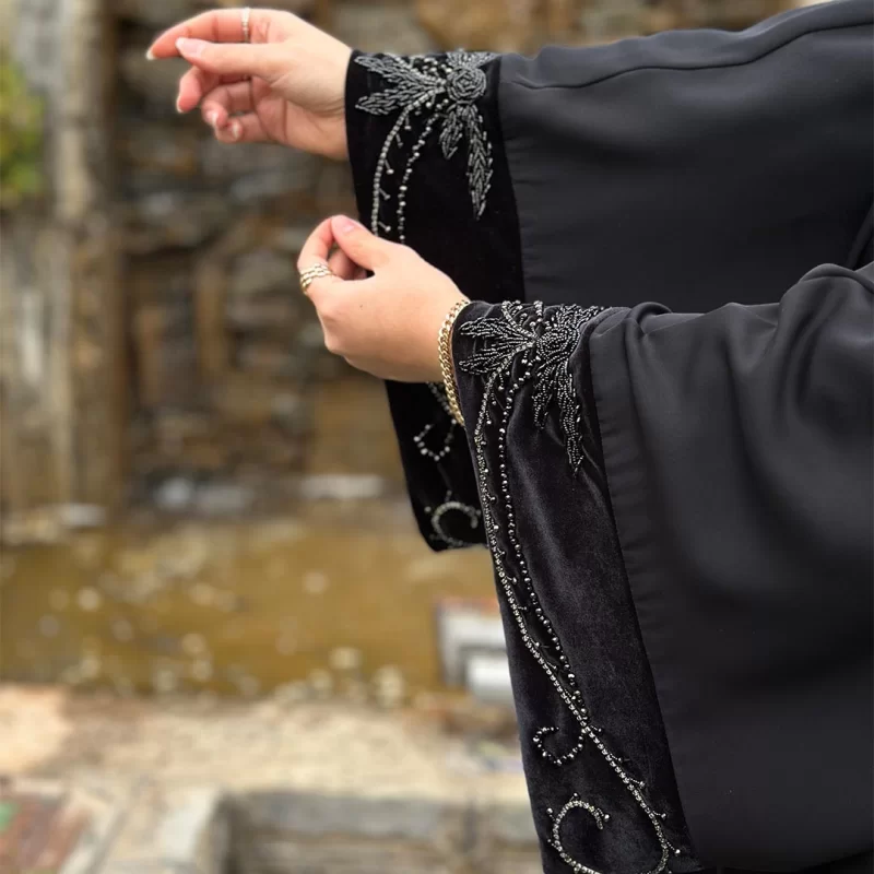 چادر عربی مشکی جواهردوزی طرح یاسمین جانان کرپ حریر نداکره