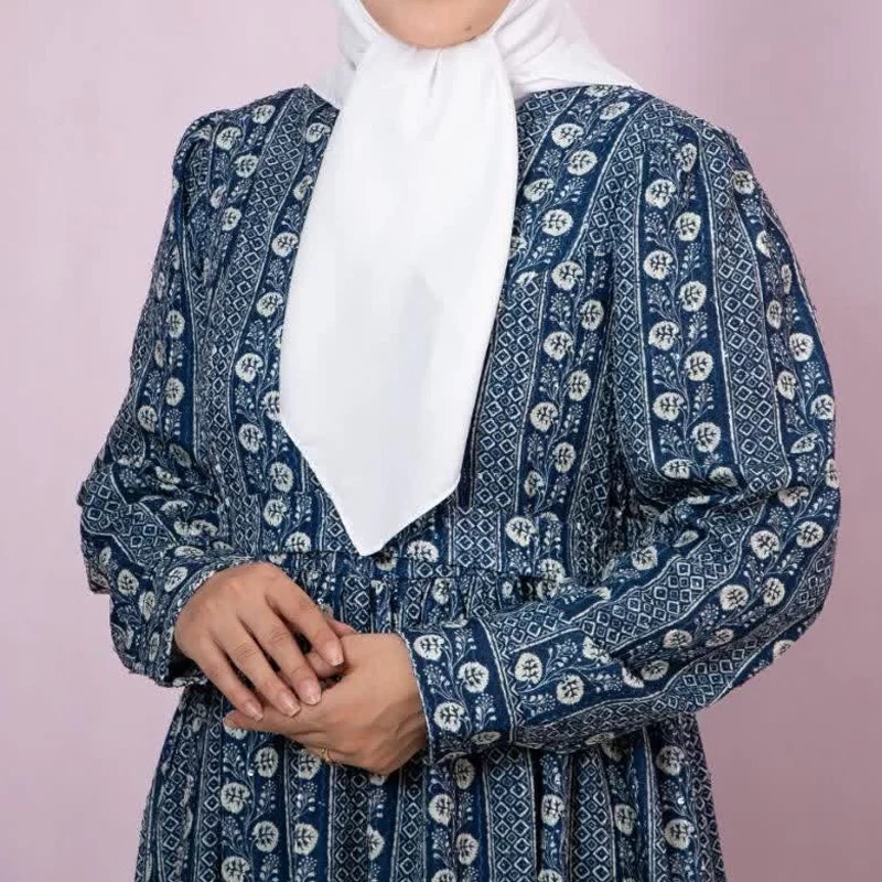 پیراهن زنانه آبی طرح گلریز سفید