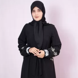 مانتو گلدوزی شده مشکی طرح بانو