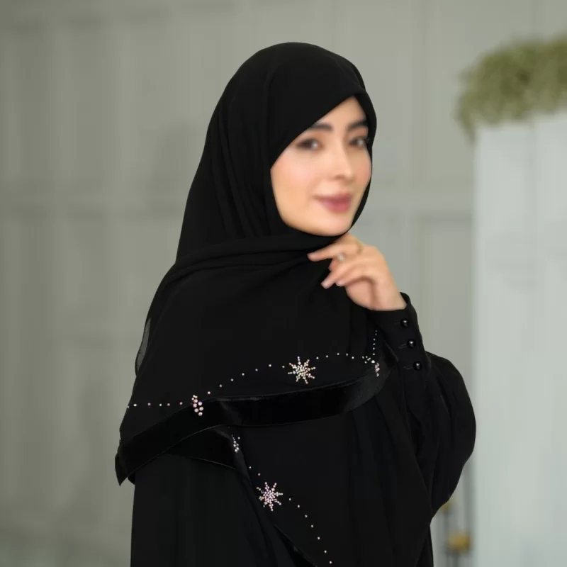 روسری مشکی کار شده کد 17381