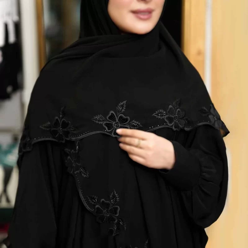 روسری مشکی کار شده کد 9889