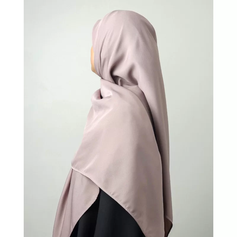 روسری کرپ‌حریر کالباسی خاکی