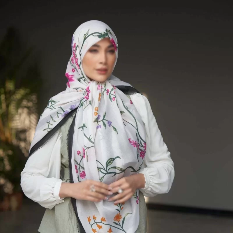 روسری رنگی طرح دار کد 16606