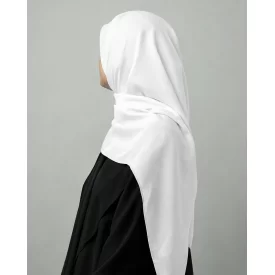 روسری ساده کرپ‌ حریر سفید