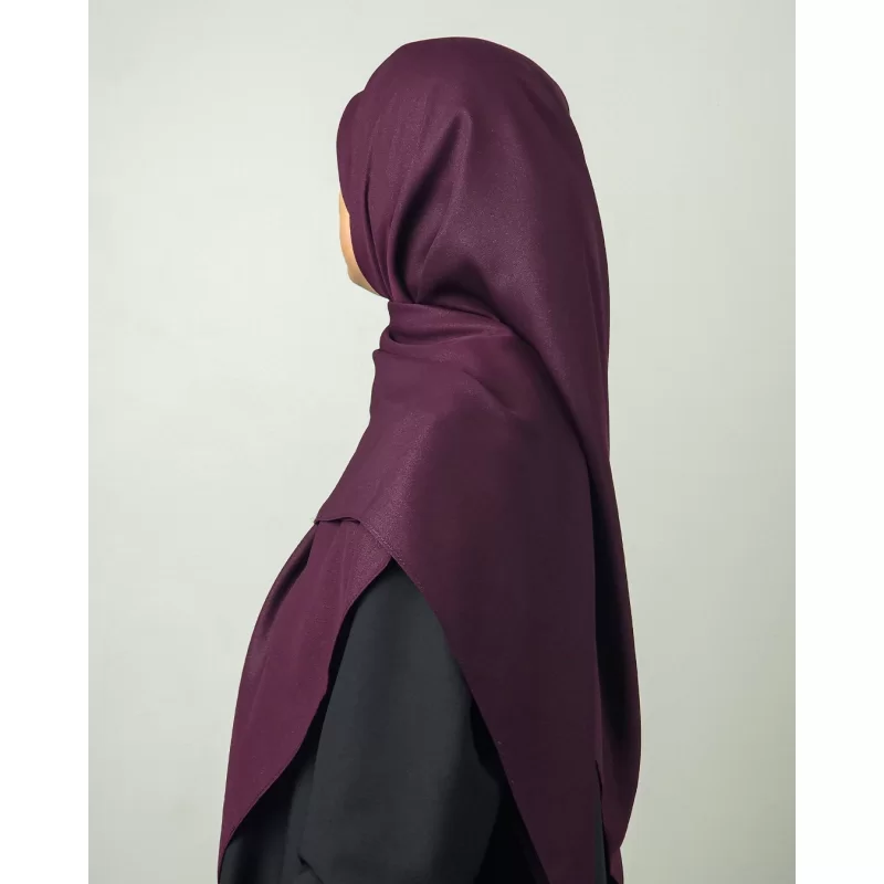 روسری کرپ‌حریر شاین بادمجونی