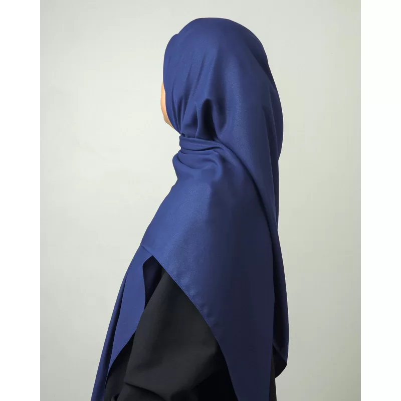 روسری کرپ‌حریر شاین سرمه ای روشن