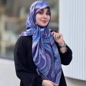 روسری نخ طرح رزین بنفش