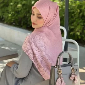 روسری نخ طرح ندا صورتی