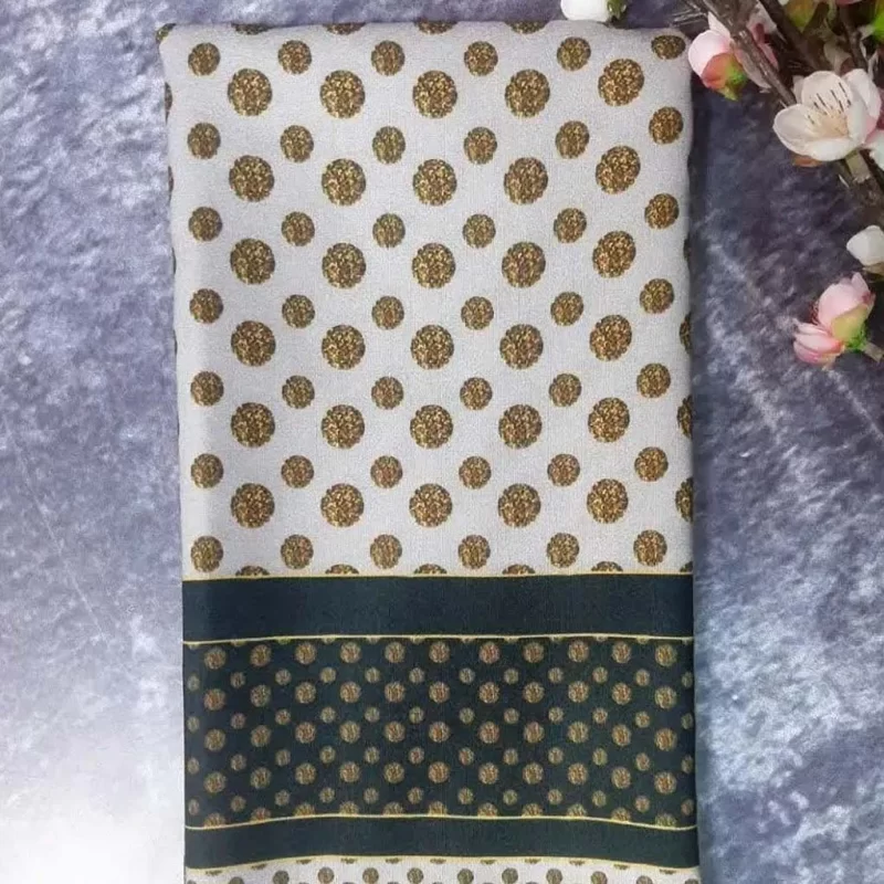 روسری نخ طرح خال خال