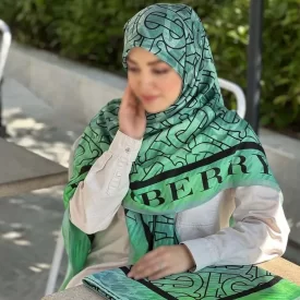 روسری نخ طرح بنیتا