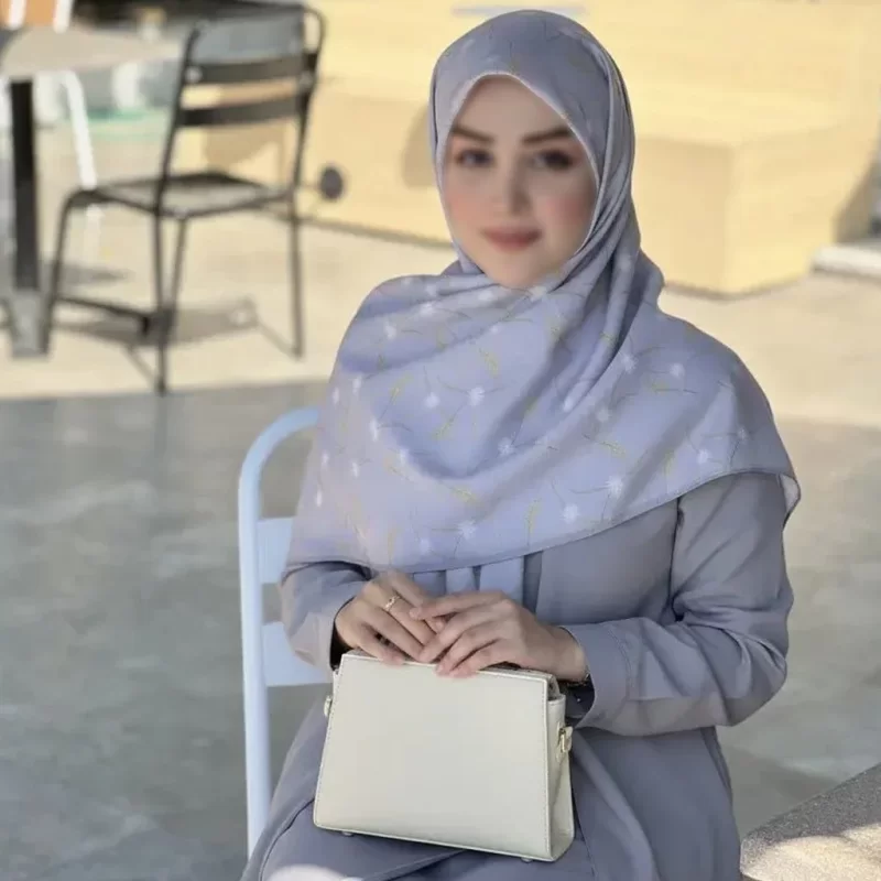 روسری نخ طرح تارا طوسی