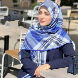 روسری نخ طرح مونا چهارخونه آبی