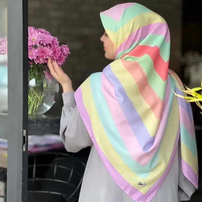 روسری نخ طرح طیفی پله ای پاستیلی