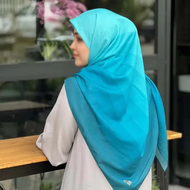 روسری نخ طرح طیفی پله ای سبز آبی