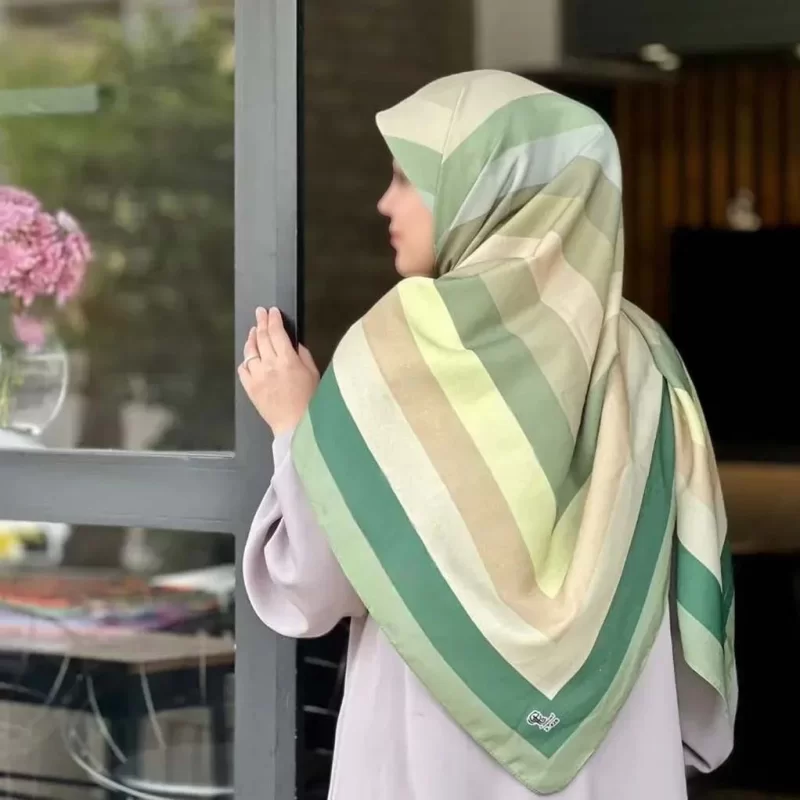 روسری نخ طرح طیفی پله ای سبزکرم