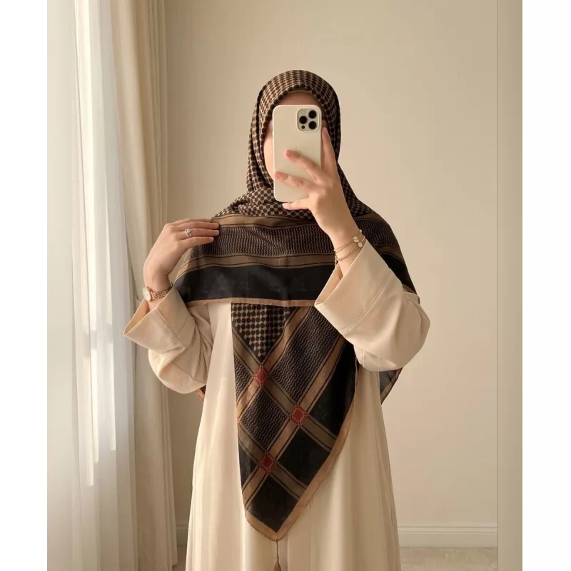 روسری نخی طرح چفیه آجری قواره 140
