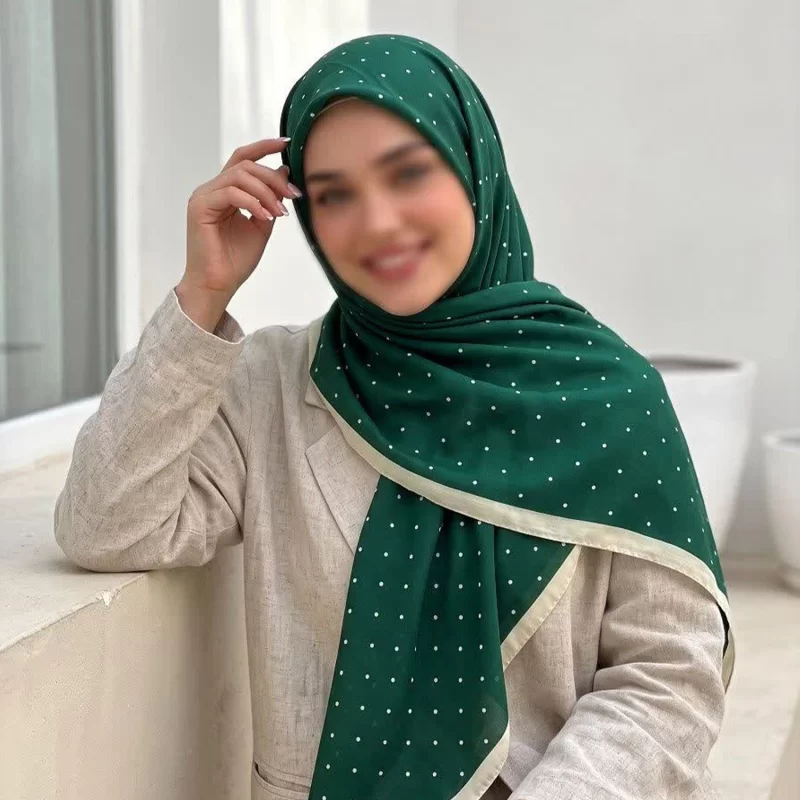 روسری نخی طرح خالخالی سبز قواره 140