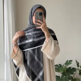 روسری نخی طرح چفیه طوسی قواره 140