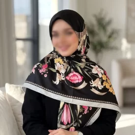 روسری ابریشم مجلسی طرح لاله مشکی صورتی قواره 135
