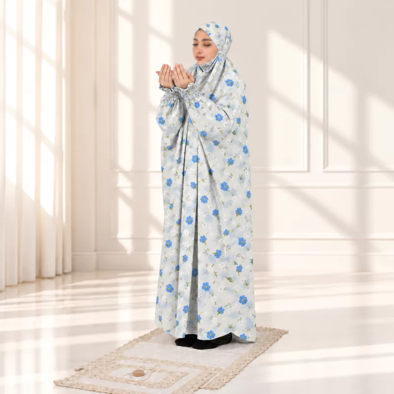 چادر نماز آستین‌ دار سایز 150 طرح 2