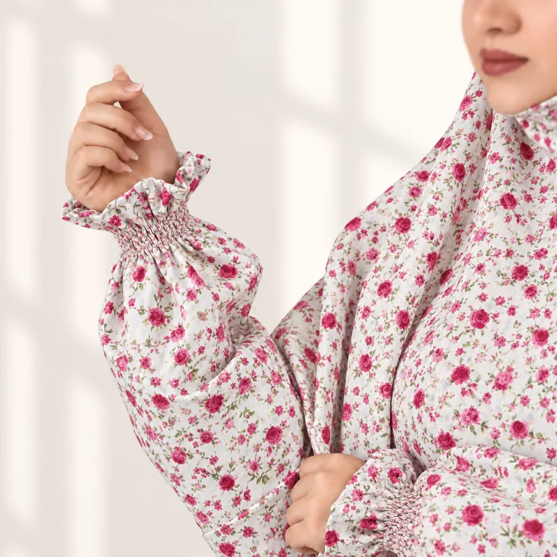 چادر نماز آستین‌ دار سایز 150 طرح 1