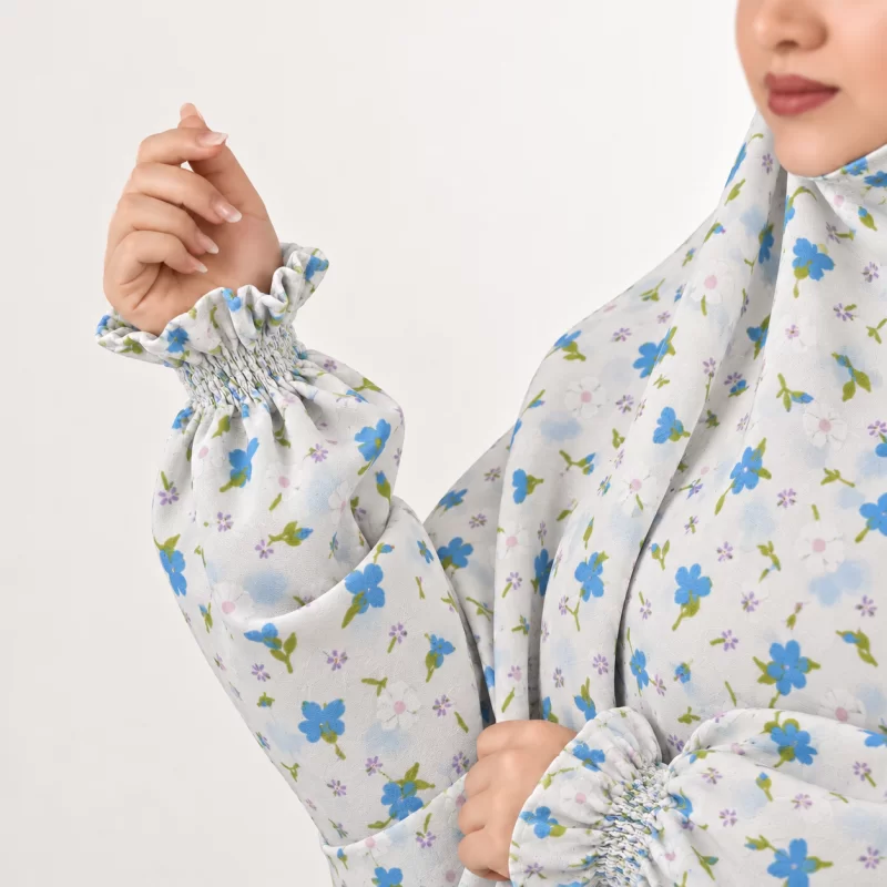 چادر نماز آستین‌ دار سایز 150 طرح 2