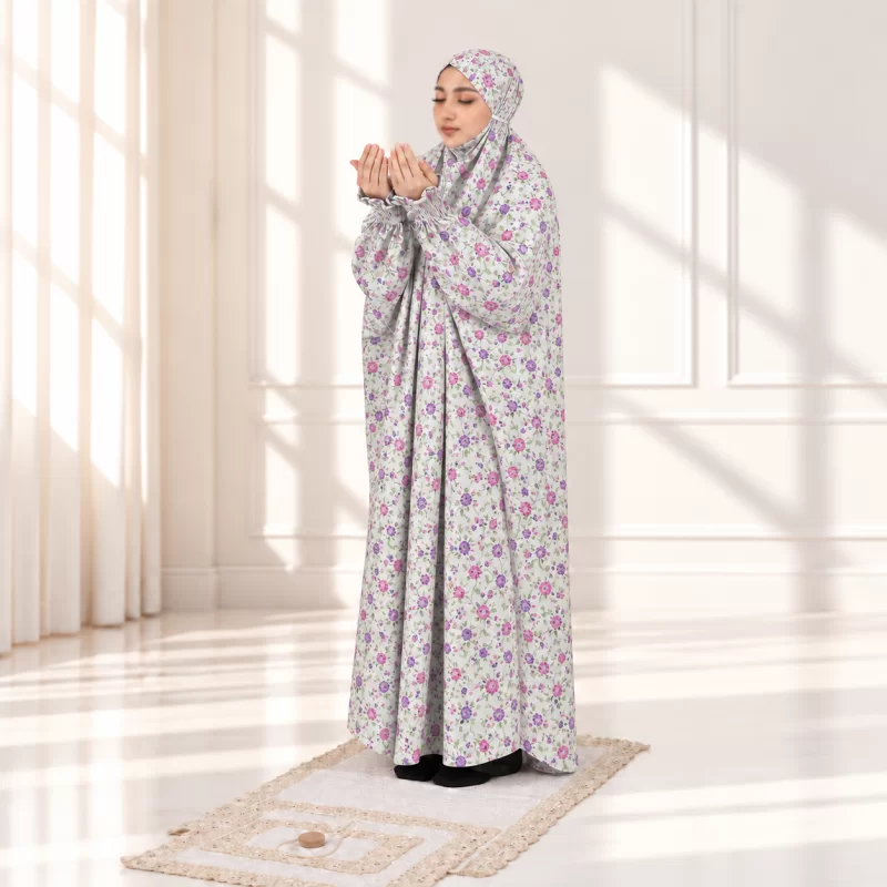 چادر نماز آستین‌ دار سایز 160 طرح 1