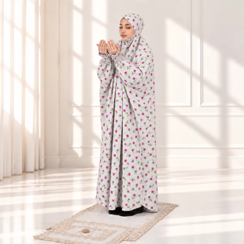 چادر نماز آستین‌ دار سایز 160 طرح 2