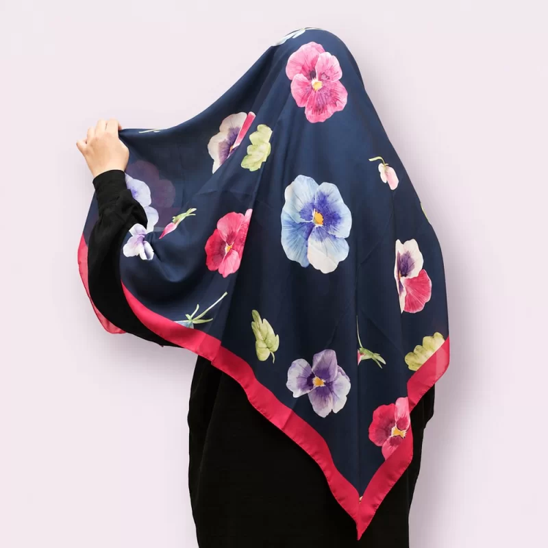 روسری نخی بنفشه