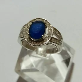 انگشتر زنانه نگین آبی جواهری
