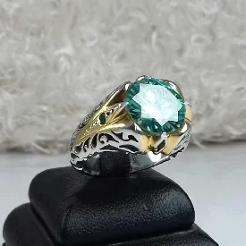  انگشتر موزونایت سبز یا الماس روسی با رکاب نقره دو رنگ