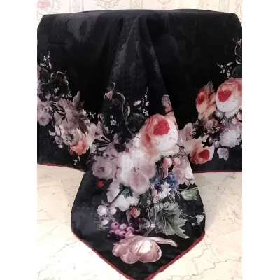 روسری نخی مشکی طرح گل